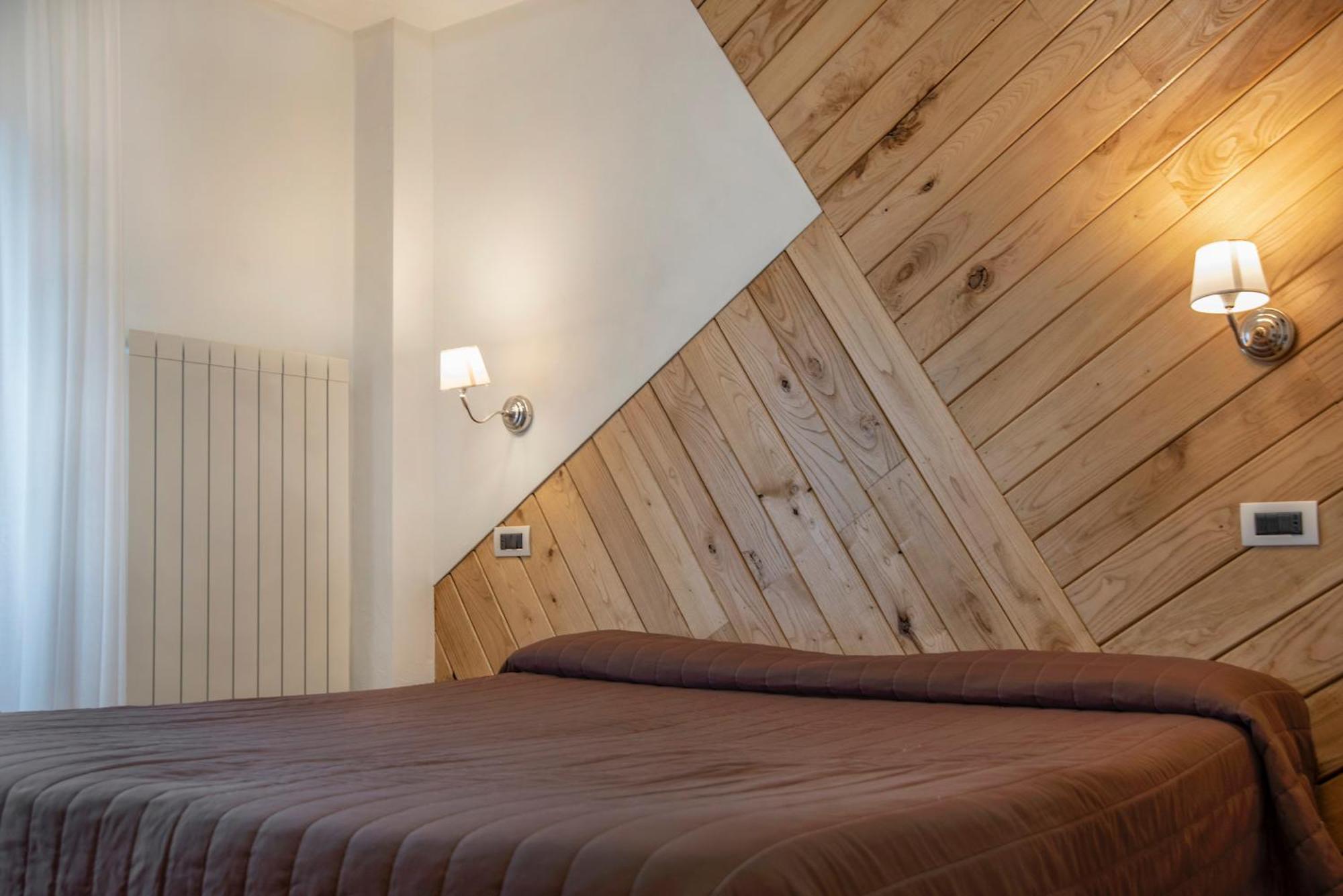 Piccolo Hotel Aurora Abbadia San Salvator Buitenkant foto